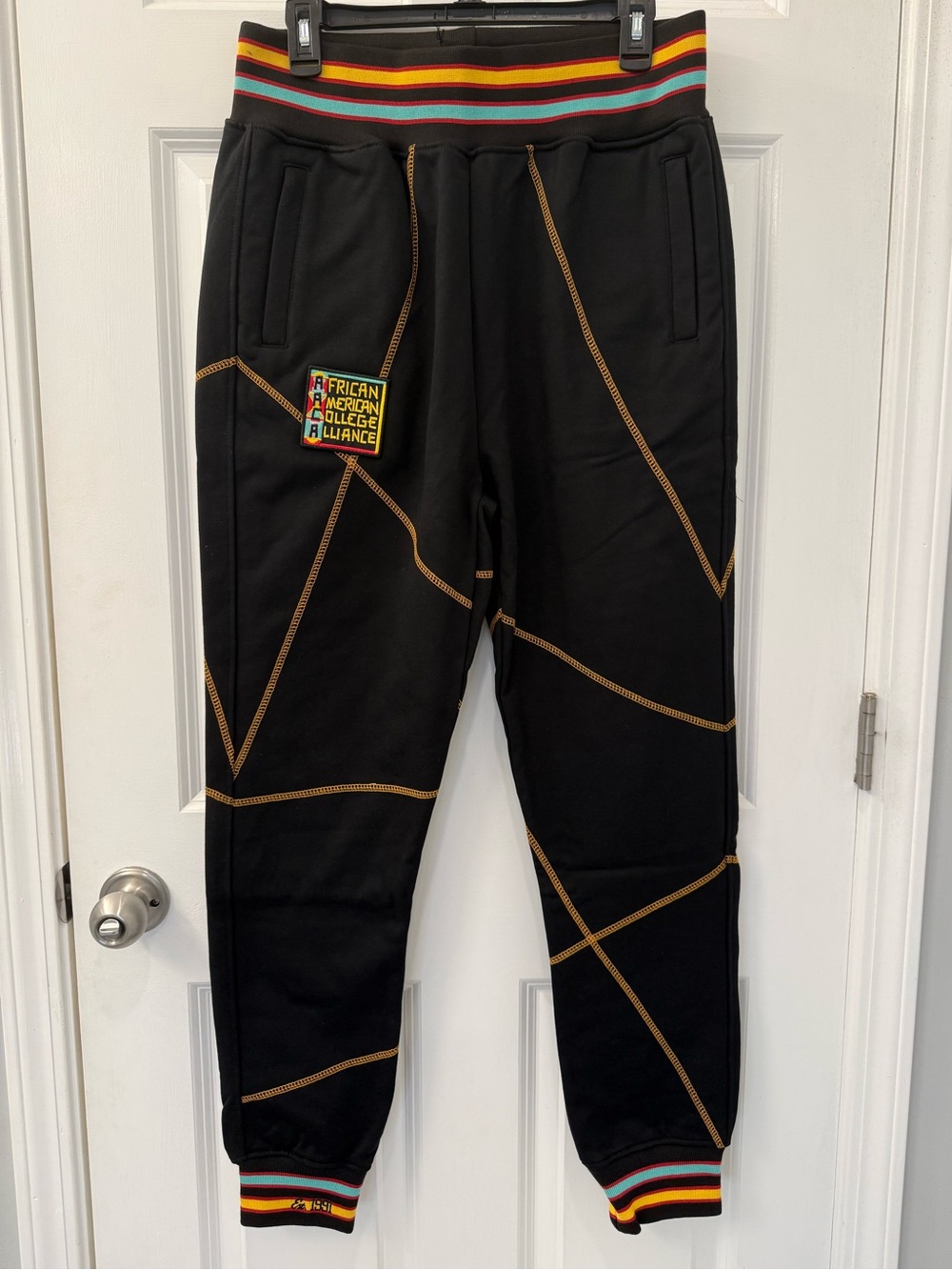 AACA Heavyweight Jogger BLACK GOLD Iconic Vintage 90s HBCU Sweatpants